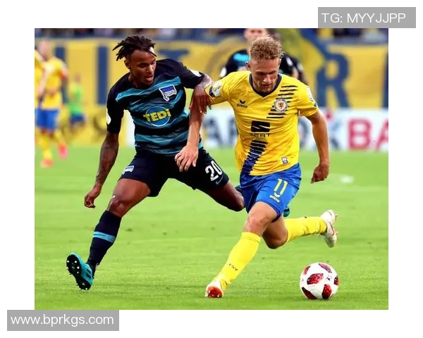 柏林赫塔与奥厄激战在即谁能在德乙赛场中笑到最后